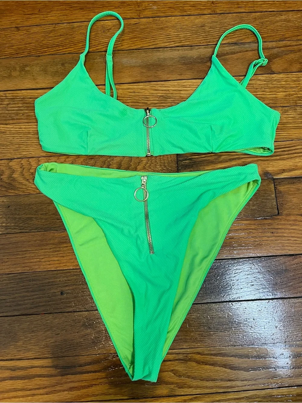 🛍️SALE Lovers + friends lime green zipped Chelsey bikini top M high cut bottom S - Picture 3 of 7